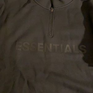 Fog hood less sweater